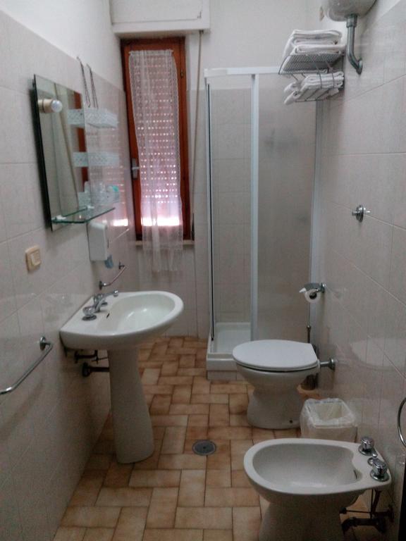 Hotel Lea غروسيتو الغرفة الصورة